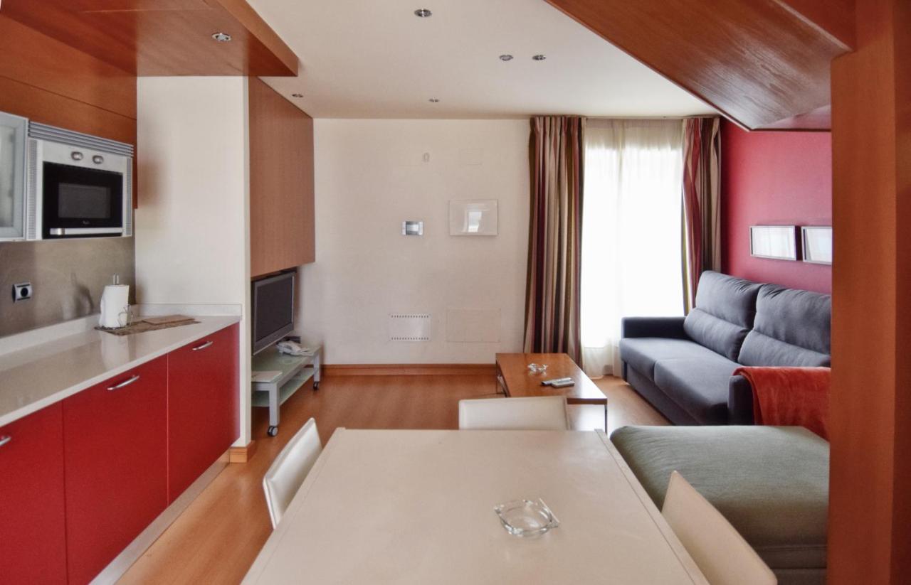 Apartamentos Maria Luisa Burgo Zewnętrze zdjęcie