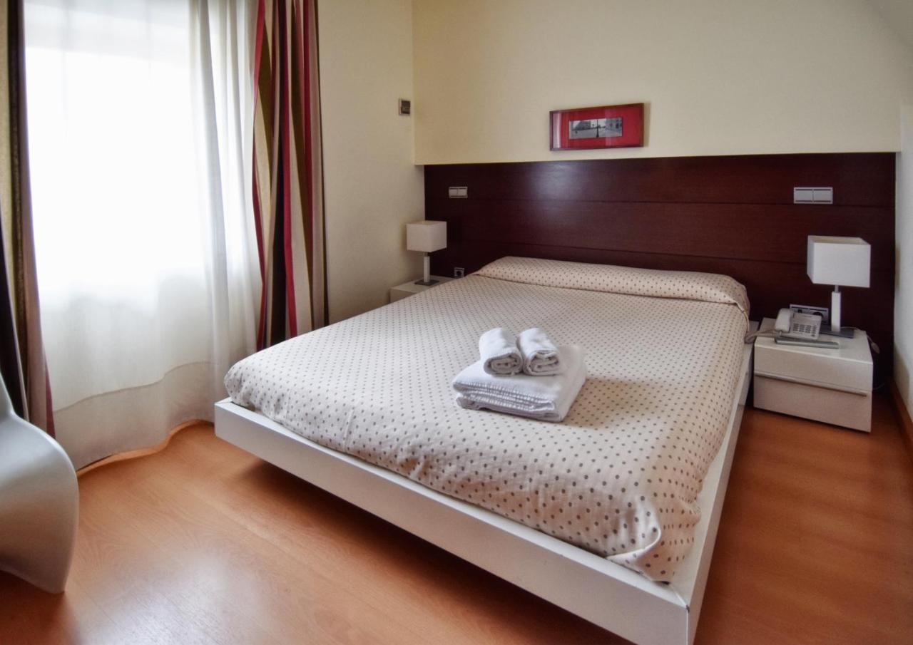 Apartamentos Maria Luisa Burgo Zewnętrze zdjęcie